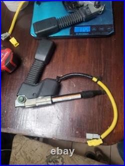 02-05 Honda Civic Si Hatchback Ep3 Left & Right seat belt buckle receiver Set