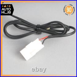 03-13 Maserati Quattroporte M139 Front Right Side Seat Belt Buckle OEM