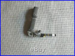 05-10 Jeep Grand Cherokee Driver Side Left Seat Belt Buckle Clip Female End Grey
