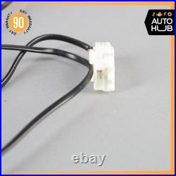 08-19 Maserati GranTurismo M145 Front Left or Right Seat Belt Buckle Red OEM