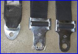 1968 Volkswagen Repa Seat Belt Pair (2) Belts Buckle Receiver Used Orig VW 68