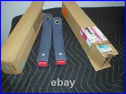 1982-92 Camaro Firebird Pair Of Dark Blue Front Seat Belt Receiver Buckles Gm