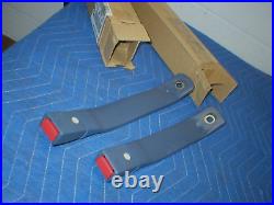 1982-92 Camaro Firebird Pair Of Dark Blue Front Seat Belt Receiver Buckles Gm