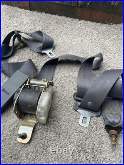 1986-1997 Nissan Hardbody Pickup D21 Reg Cab Both Sides Seat Belt Grey (2)