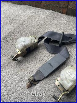 1986-1997 Nissan Hardbody Pickup D21 Reg Cab Both Sides Seat Belt Grey (2)