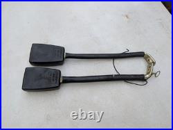1990 4077616 4077632 Saab Classic 900 Front Seat Belt receiver buckle Pair set