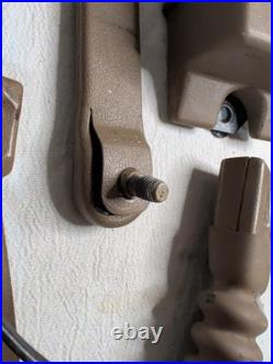 1995 Chevy GMC G10 G20 G30 Van Blue Front 3-Point Seat Belt Retractors & Buckles