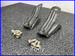 1998 99 2000 Toyota RAV4 Soft Top Convertible Rear Seat Belt Buckle Bracket OEM