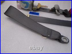 1999-2004 Chevy Tracker Front Passenger /right Seat Belt & Buckle Oem Gray 4 Dr