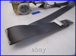 1999-2004 Chevy Tracker Front Passenger /right Seat Belt & Buckle Oem Gray 4 Dr