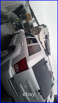 2005 Jeep Grand Cherokee Used Silver Seat Belt Buckle OEM 5HP141J3AB