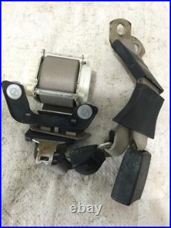 2008-2010 Ford F350SD Rear Right Center Seat Belt Buckle OEM