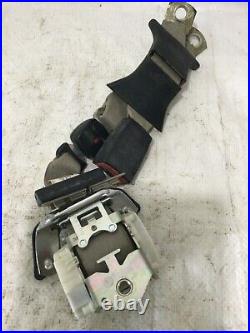 2008-2010 Ford F350SD Rear Right Center Seat Belt Buckle OEM