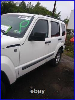 2010 Jeep Liberty Seat Belt Buckle OEM White 152K Mi Quality Used Part