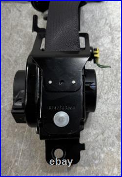 2011 2014 Dodge Challenger SEATBELT & BUCKLE Front Left Driver Seatbelt OEM LH 2011 2014 Dodge Challenger SEATBELT & BUCKLE Front Left Driver Seatbelt OEM LH