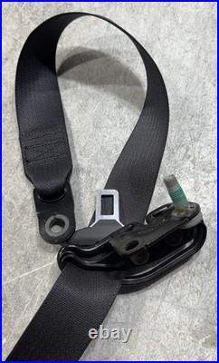2011 2014 Dodge Challenger SEATBELT & BUCKLE Front Left Driver Seatbelt OEM LH 2011 2014 Dodge Challenger SEATBELT & BUCKLE Front Left Driver Seatbelt OEM LH