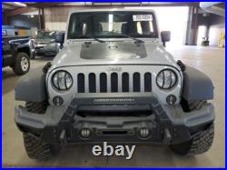 2011-2015 Jeep Wrangler 2 Door RH Passenger Seat Belt Buckle Assembly Black Oem