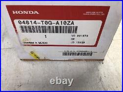 2014 Honda CR-V OEM Front Passenger Seat Belt Buckle 04814-T0G-A10ZA