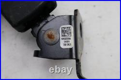 2015-2017 Chrysle Rear Seat Belt Buckle Set OEM