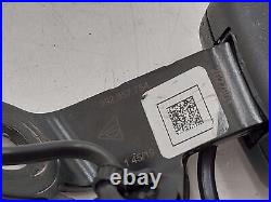 2020 Porsche 911 992 Carrera 4S REAR RIGHT SEAT BELT BUCKLE BLACK 992857754 2020 Porsche 911 992 Carrera 4S REAR RIGHT SEAT BELT BUCKLE BLACK 992857754