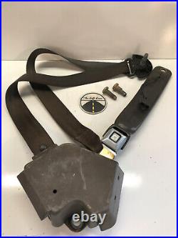 84-94 Corvette Seat Belt Set Retractor & Buckle LEFT & RIGHT Saddle 84-94 Corvette Seat Belt Set Retractor & Buckle LEFT & RIGHT Saddle