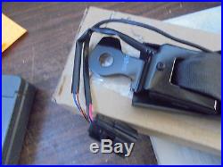8W1Z-5461202-AC Genuine Ford Seat Belt Buckle Fits Crown Vic, Lincoln Town Car