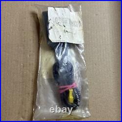A2038600169 Mercedes Benz W203 W463 Front Seat Belt Buckle Orginal New