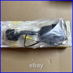 A2058601469 9051 Mercedes Benz W205 W238 Right Front Seat Belt Buckle Orginal Ne