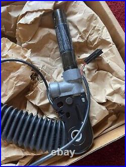 BMW Seat belt lock with seat belt tensioner front R side 72118257798