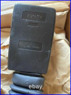 BMW Seat belt lock with seat belt tensioner front R side 72118257798