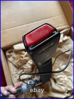 BMW Seat belt lock with seat belt tensioner front R side 72118257798