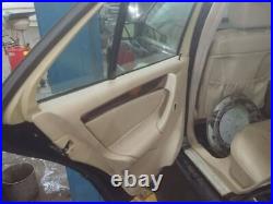 C230 1999 Seat Belt Front 60617