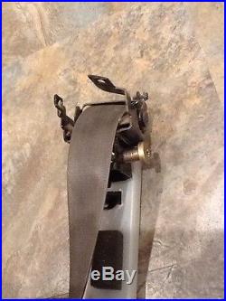 GM OEM Front Seat-Belt & Buckle Retractor Left 19121705