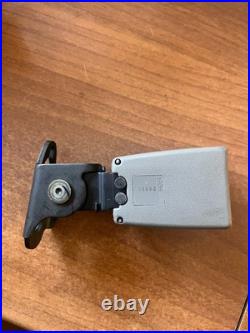 Genuine Mopar 5GE491L5AE Rear Seat Belt Buckle Assembly NOS 02-04 Jeep Liberty