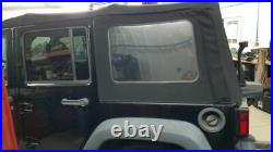 Jeep JK Wrangler Passenger Right Front Seat Belt Buckle 1RH741XVAB 11-17 32941