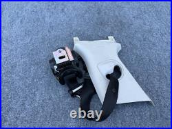 Left Driver Seat Belt Buckle Black Jaguar Xe (2017-2019) Oem