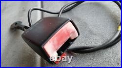 Mercedes W202 96-00 RIGHT FRONT SEAT BELT BUCKLE LATCH RECEIVER LOCK FASTENER