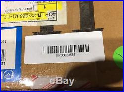 NEW 01 02 03 04 Mazda Tribute Front Right Seat Belt Buckle ECTT-57-900 OEM R