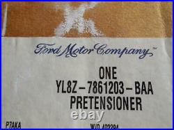 NEW OEM FORD Escape Front Seat Belt Buckle YL8Z7861203BAA SHIPS TODAY
