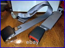 New Genuine Ford Front Center Seat Belt & Buckle Asy 1c3z25611b60bac Oem