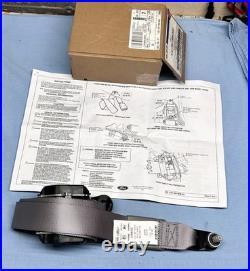 Nos 2001-04 Ford Escape Front Seat Belt Buckle Retractor Assembly Passenger Side
