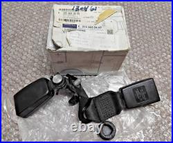 ORIGINAL MERCEDES-BENZ GLC X253 Right and center rear seat Buckle A2058600669