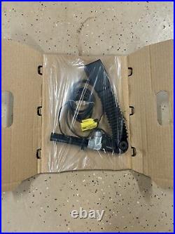 RAM PROMASTER 1500 2500 3500 RHSEAT BELT RECEPTACLE BUCKLE 5RM76JXWAA with Cover