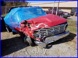 Red Front Center Seat Belt / Buckle 80 81 82 83 84 85 86 Ford F150 F250 F350