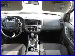 Seat Belt Front Bucket Driver Buckle Manual Seat Fits 05 ESCAPE 6530782