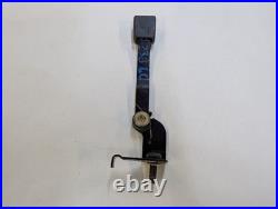 Tan Second Row Center Seat Belt Buckle Fits 00 01 02 03 04 05 Ford Excursion