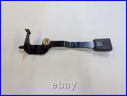 Tan Second Row Center Seat Belt Buckle Fits 00 01 02 03 04 05 Ford Excursion
