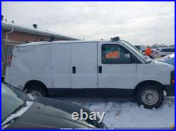 Used Front Right Seat Belt Front fits 2010 Chevrolet Express 2500 van passenger Used Front Right Seat Belt Front fits 2010 Chevrolet Express 2500 van passenger